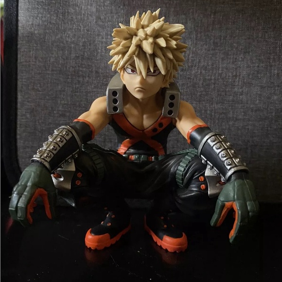 Katsuki Bakugo figurine - Picture 1 of 3